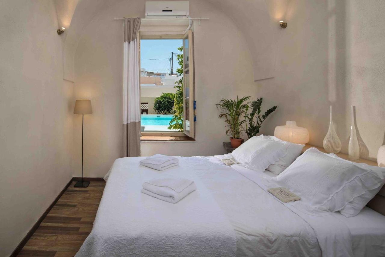 Sandandstone Villa Santorini Megalochori  Exterior photo